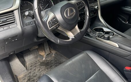 Lexus RX IV рестайлинг, 2018 год, 3 250 000 рублей, 6 фотография