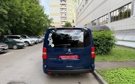 Peugeot Traveller I, 2018 год, 3 300 000 рублей, 7 фотография