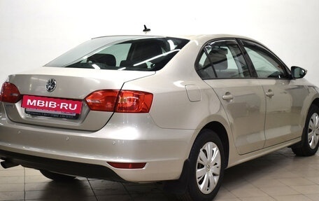Volkswagen Jetta VI, 2012 год, 943 000 рублей, 4 фотография