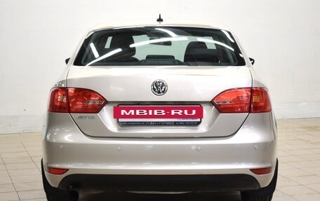 Volkswagen Jetta VI, 2012 год, 943 000 рублей, 3 фотография