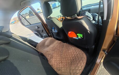 Nissan Micra III, 2010 год, 600 000 рублей, 11 фотография