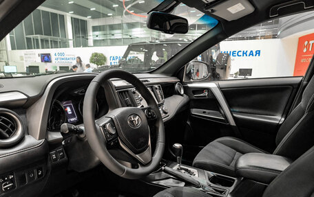 Toyota RAV4, 2019 год, 2 730 000 рублей, 16 фотография