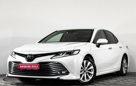 Toyota Camry, 2018 год, 2 449 000 рублей, 1 фотография