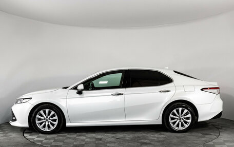 Toyota Camry, 2018 год, 2 449 000 рублей, 11 фотография