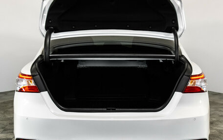 Toyota Camry, 2018 год, 2 449 000 рублей, 29 фотография