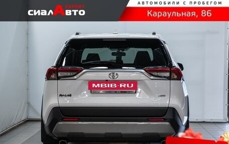 Toyota RAV4, 2019 год, 3 215 000 рублей, 4 фотография