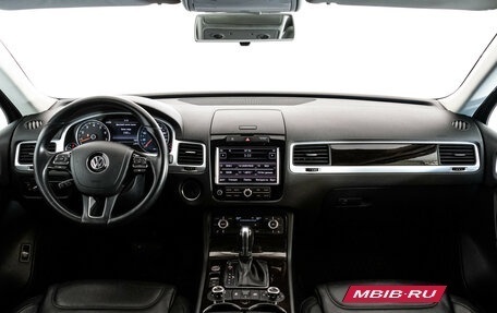 Volkswagen Touareg III, 2012 год, 1 849 000 рублей, 10 фотография