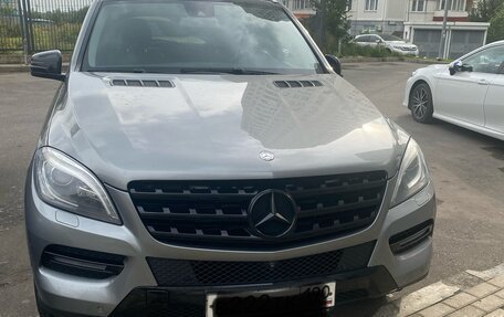 Mercedes-Benz M-Класс, 2014 год, 2 400 000 рублей, 1 фотография