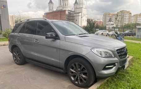 Mercedes-Benz M-Класс, 2014 год, 2 400 000 рублей, 3 фотография