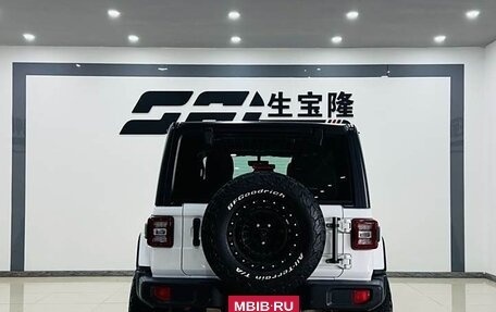 Jeep Wrangler, 2021 год, 3 640 000 рублей, 5 фотография