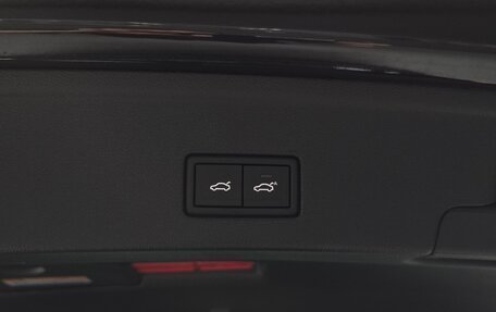 Volkswagen Touareg III, 2020 год, 7 500 000 рублей, 17 фотография