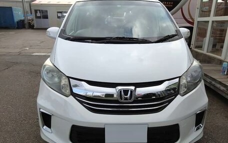 Honda Freed I, 2016 год, 744 000 рублей, 4 фотография