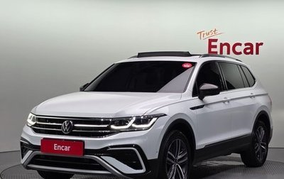 Volkswagen Tiguan II, 2022 год, 3 200 000 рублей, 1 фотография