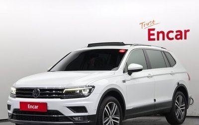 Volkswagen Tiguan II, 2020 год, 2 450 000 рублей, 1 фотография