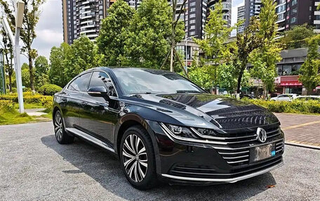 Volkswagen Passat CC, 2022 год, 1 880 777 рублей, 2 фотография