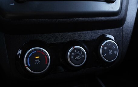 KIA Rio III рестайлинг, 2015 год, 990 000 рублей, 14 фотография
