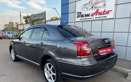 Toyota Avensis III рестайлинг, 2006 год, 825 000 рублей, 4 фотография