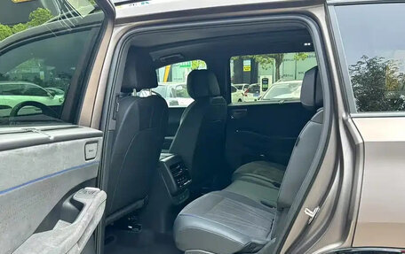 Volkswagen Teramont, 2025 год, 4 800 777 рублей, 12 фотография