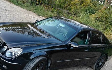 Mercedes-Benz E-Класс, 2002 год, 750 000 рублей, 2 фотография