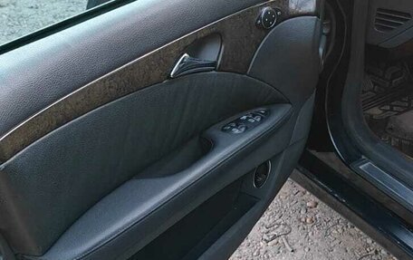 Mercedes-Benz E-Класс, 2002 год, 750 000 рублей, 9 фотография