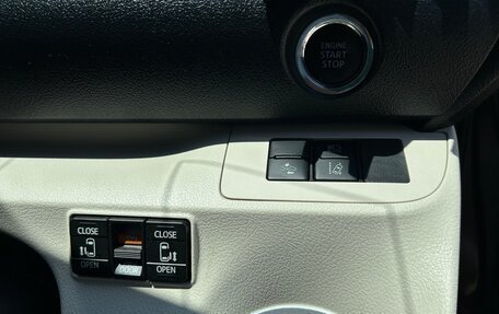Toyota Sienta II, 2017 год, 1 410 000 рублей, 21 фотография