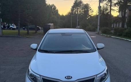 KIA Rio III рестайлинг, 2015 год, 1 020 000 рублей, 7 фотография