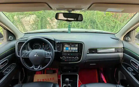 Mitsubishi Outlander III рестайлинг 3, 2022 год, 1 645 555 рублей, 9 фотография