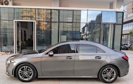 Mercedes-Benz A-Класс, 2022 год, 2 100 000 рублей, 8 фотография