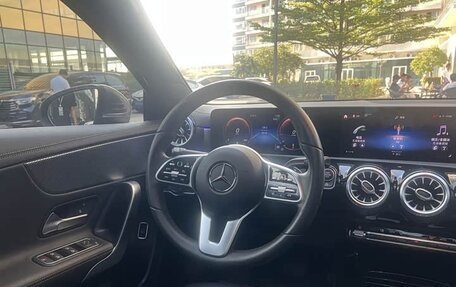 Mercedes-Benz A-Класс, 2022 год, 2 100 000 рублей, 13 фотография