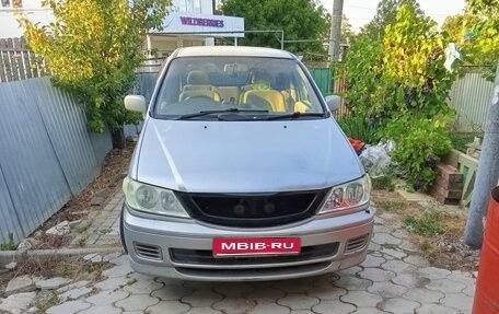 Nissan Presage I, 2003 год, 650 000 рублей, 1 фотография