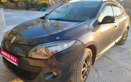 Renault Megane III, 2011 год, 865 000 рублей, 1 фотография