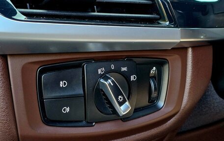 BMW X5, 2017 год, 3 300 000 рублей, 11 фотография
