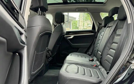 Volkswagen Touareg III, 2022 год, 3 999 777 рублей, 12 фотография