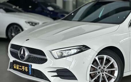 Mercedes-Benz A-Класс, 2022 год, 2 100 000 рублей, 8 фотография