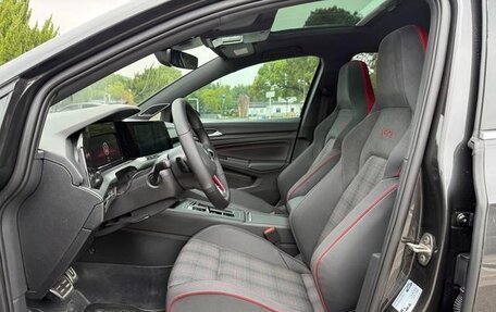 Volkswagen Golf GTI, 2022 год, 2 940 000 рублей, 8 фотография