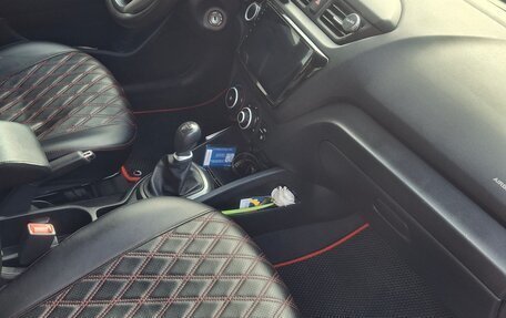 KIA Rio III рестайлинг, 2013 год, 950 000 рублей, 10 фотография