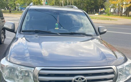 Toyota Land Cruiser 200, 2011 год, 3 299 000 рублей, 1 фотография