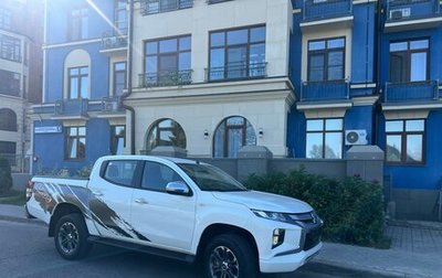 Mitsubishi L200 IV рестайлинг, 2023 год, 4 100 000 рублей, 1 фотография