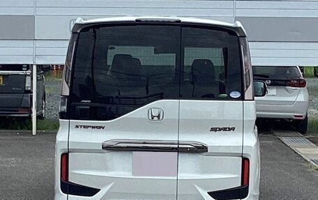 Honda Stepwgn IV, 2022 год, 1 924 000 рублей, 6 фотография