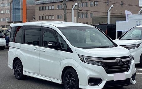 Honda Stepwgn IV, 2022 год, 1 924 000 рублей, 3 фотография