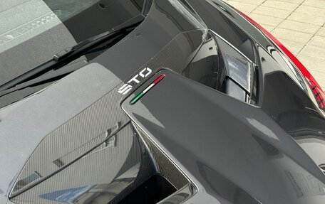 Lamborghini Huracán, 2024 год, 40 000 000 рублей, 9 фотография