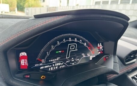 Lamborghini Huracán, 2024 год, 40 000 000 рублей, 7 фотография