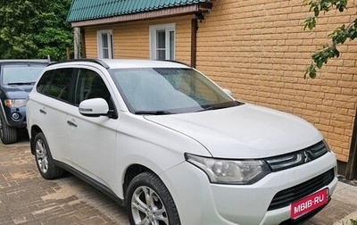 Mitsubishi Outlander III рестайлинг 3, 2013 год, 1 190 000 рублей, 1 фотография