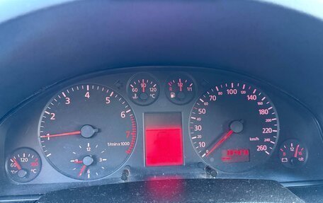 Audi A6, 1998 год, 330 000 рублей, 10 фотография
