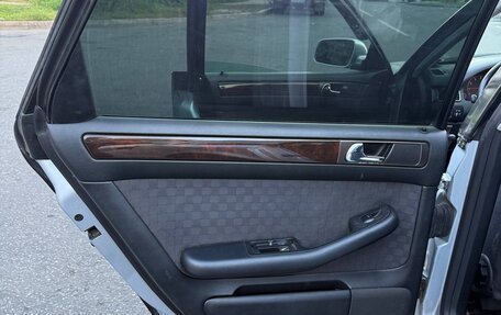 Audi A6, 1998 год, 330 000 рублей, 12 фотография