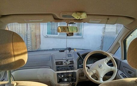 Nissan Presage I, 2003 год, 650 000 рублей, 6 фотография