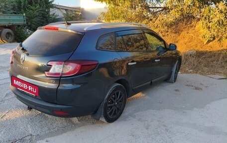 Renault Megane III, 2011 год, 865 000 рублей, 2 фотография