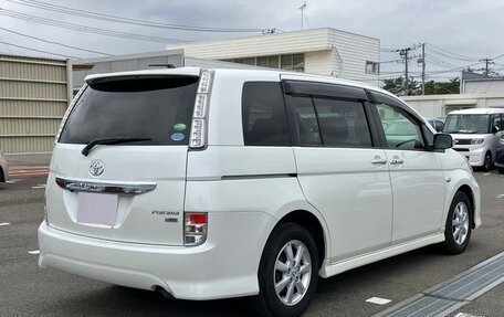 Toyota ISis I, 2017 год, 3 фотография