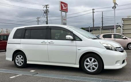 Toyota ISis I, 2017 год, 2 фотография