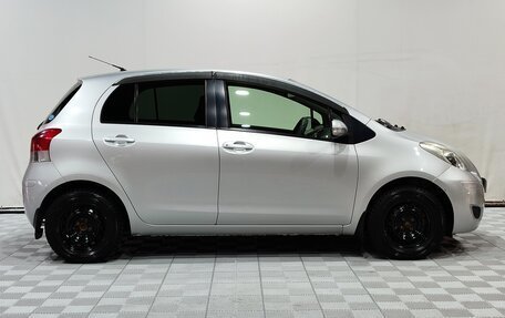 Toyota Vitz, 2010 год, 660 000 рублей, 4 фотография